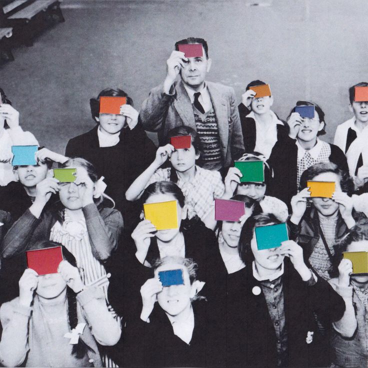 Facilitators performing playfully for children in a hospital ward